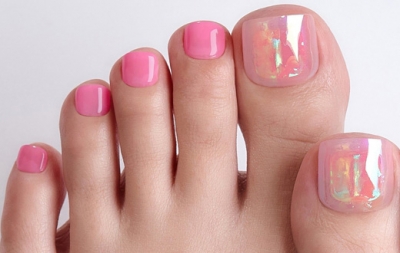 Glass Nails: 10 modelos para los pies